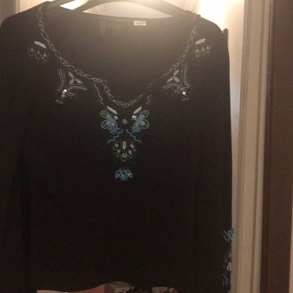 Sweater - Picture 2 of 5